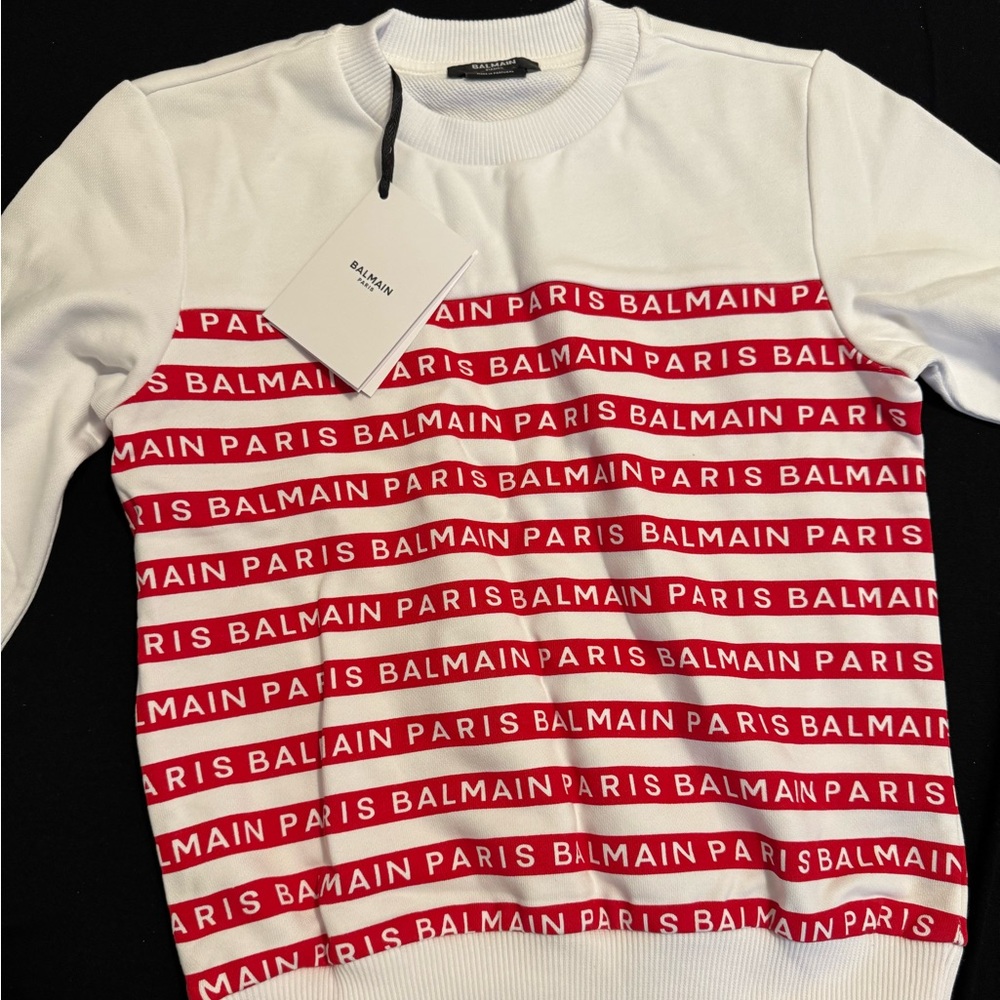 Unisex size 8 sweatshirt